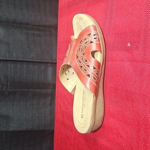 Naturalizer red sandals